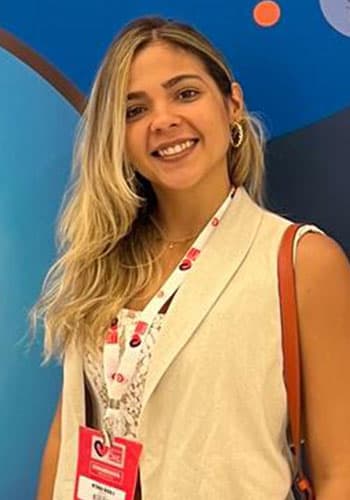 Dra. Vitória Ximenes